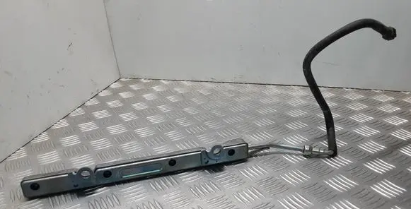 Toyota RAV 4 (XA40) Fuel main line pipe