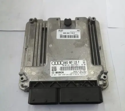 Audi A5 8T 8F Engine control unit/module 8K5907115F