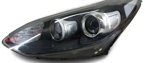 KIA Sportage Headlight/headlamp 92101-f1010