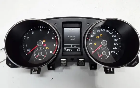 Volkswagen Golf VI Speedometer (instrument cluster) 5K0920870F