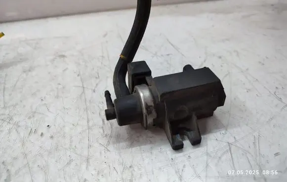 Mitsubishi Colt Turbo solenoid valve