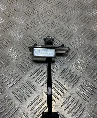 SsangYong Korando Rear door check strap stopper
