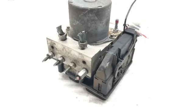 Toyota Avensis T270 ABS Pump 0265950749