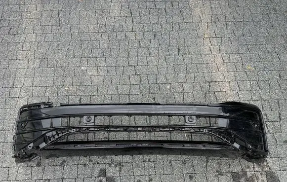 Volkswagen Tiguan Front bumper lower grill 5NA853677Q