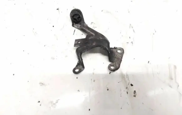 Mercedes-Benz ML W164 Engine mounting bracket a2720100240