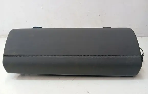 Land Rover Discovery 5 Glove box HY3213B610AA