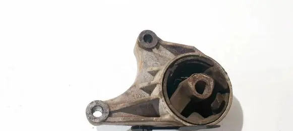 Opel Zafira B Engine mount bracket 1028