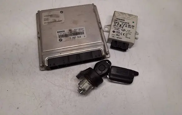 BMW 5 E39 Engine ECU kit and lock set 7787314 13617787314 0281010314