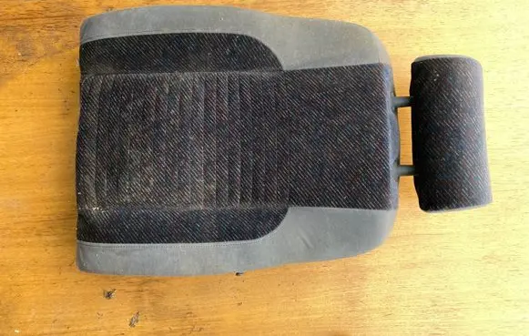 Volvo 480 Rear seat headrest 