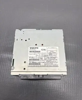 Volvo C30 Radio/CD/DVD/GPS head unit 31285826AA 91677130 31310052