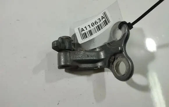 Jaguar X-Type Rear door lower hinge 