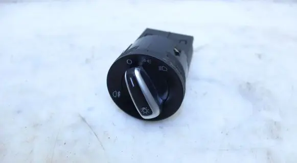 Volkswagen Polo V 6R Light switch 6R0941531F