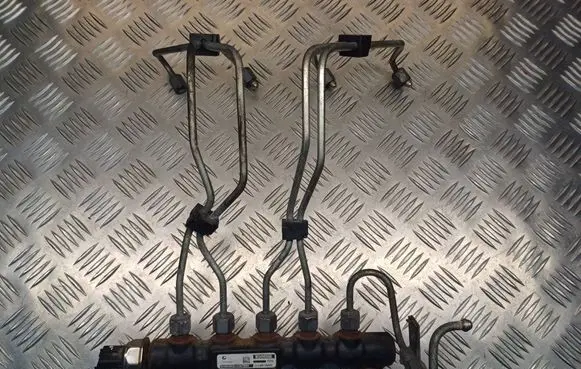 Peugeot 308 Fuel main line pipe 9654592680 9658227880