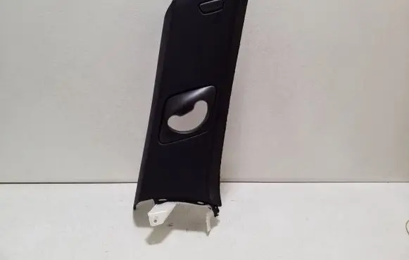 BMW X5 F15 (C) pillar trim 51437284699 7284699