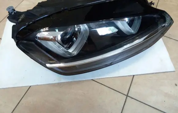 Volkswagen Golf VII Headlight/headlamp NE60447