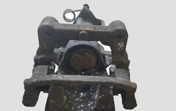 Citroen C4 I Picasso Rear brake caliper 9684131780