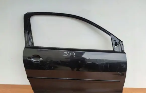 Volkswagen Polo Front door lock 