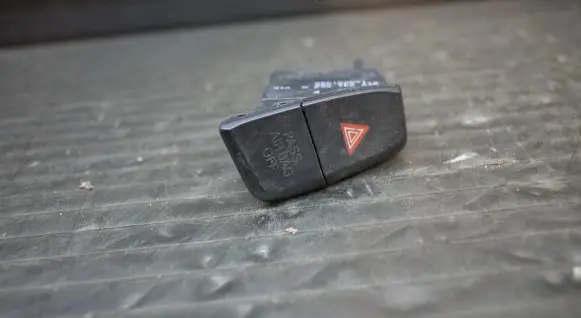 Audi A4 S4 B8 8K Hazard light switch 8K2941509A