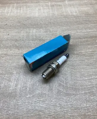 Peugeot 306 Spark plug 5962R5 RFC58LS3