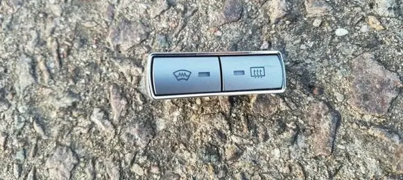 Ford Galaxy Windscreen/window heater switch 6M2T18K574AD