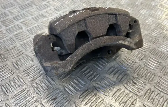 Nissan X-Trail T30 Front brake caliper