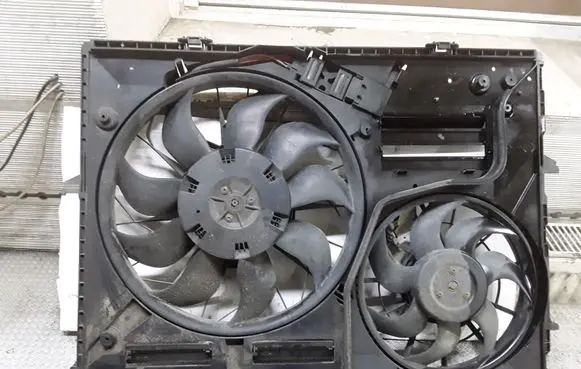 Audi Q7 4L Fan set 3135103589
