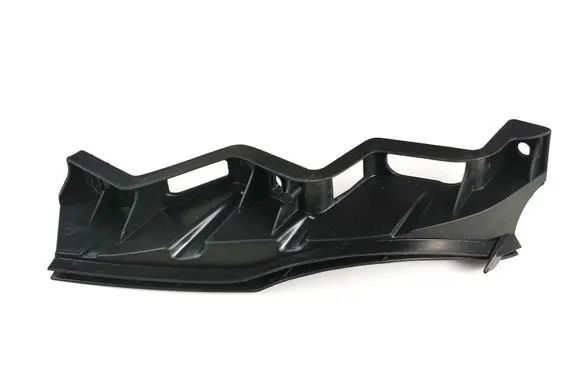 Volkswagen PASSAT B6 Front bumper mounting bracket 3c0807890a