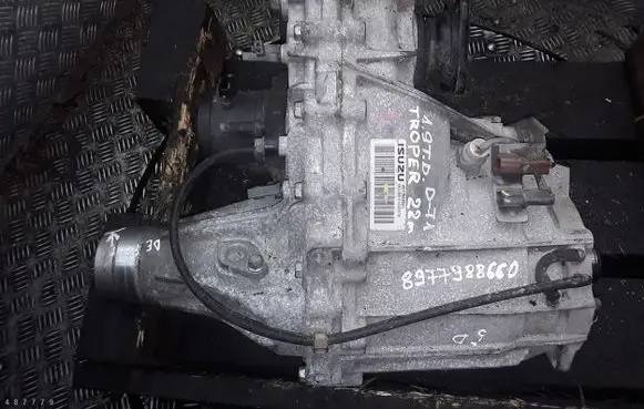 Isuzu D-Max Gearbox transfer box case 8977988660