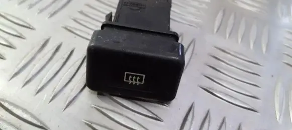 Nissan Almera Windscreen/window heater switch