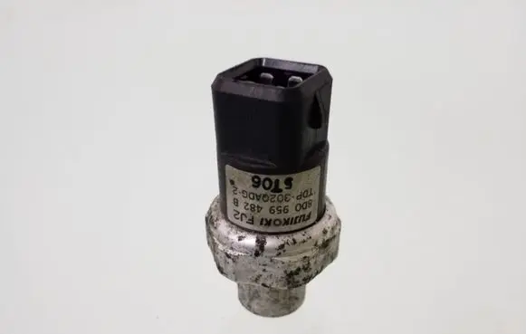 Air conditioning (A/C) pressure sensor