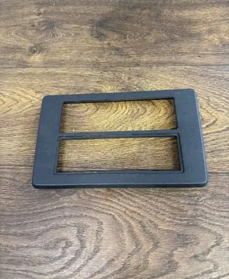 Renault Master III Radio/GPS head unit trim 682602550R 00233103