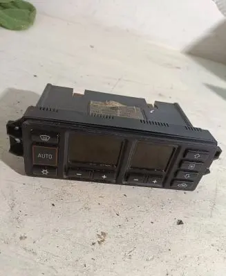 Audi A3 S3 8L Climate control unit 8L0820043D 5HB00760804