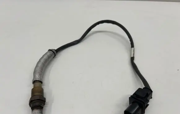 BMW 5 G30 G31 G38 Lambda probe sensor 8659971