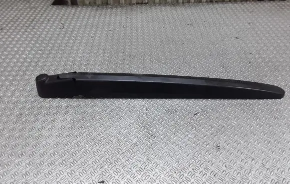 Citroen C5 Rear wiper blade arm