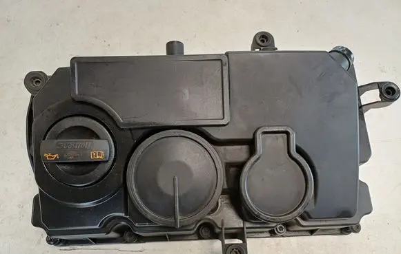 Volkswagen Caddy Rocker cam cover 03G103475D