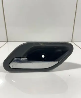BMW 5 E60 E61 Front door interior handle 7032925