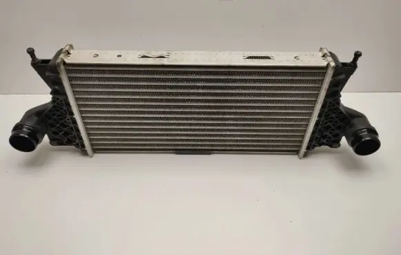 Mercedes-Benz ML W166 Intercooler radiator A0995002900