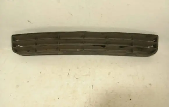 Audi A6 S6 C4 4A Front bumper lower grill ad99008