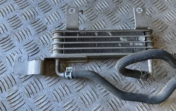 Subaru Outback (BS) Transmission/gearbox oil cooler 