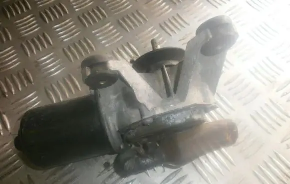 Nissan Sunny Rear window wiper motor