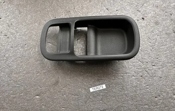 Nissan Terrano Front door interior handle 8068290J00