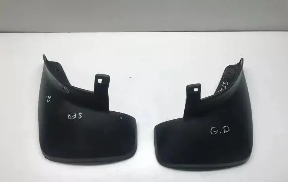Hyundai Santa Fe Mudguards set 8684126000 8682426000 X8684126000