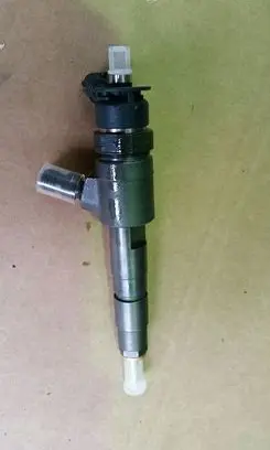 Ford Fiesta Fuel injector 0445110340