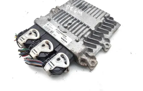 Volvo V50 Engine control unit/module 36000592 5WS40563A