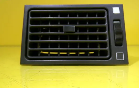Iveco Daily 3rd gen Dashboard side air vent grill/cover trim