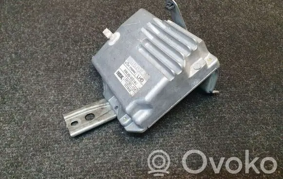 Toyota Corolla E120 E130 Airbag control unit/module 8965002090