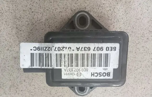 Audi A4 S4 B6 8E 8H ESP acceleration yaw rate sensor 8E0907637A