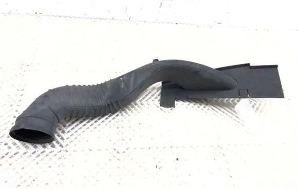 Opel Insignia A Air intake hose/pipe 13288163