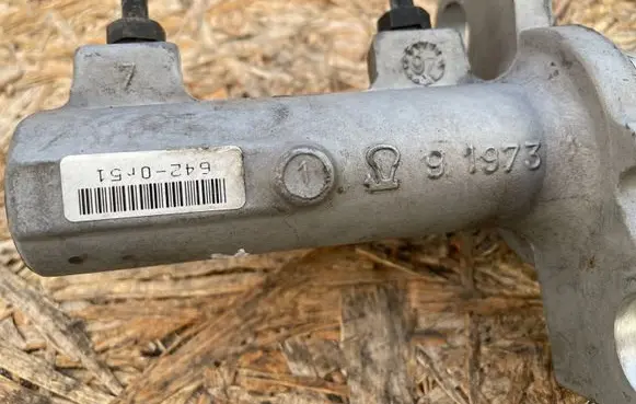 Volkswagen PASSAT B5 Master brake cylinder 91973