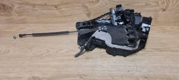 Volvo S40 Rear door lock 30663578